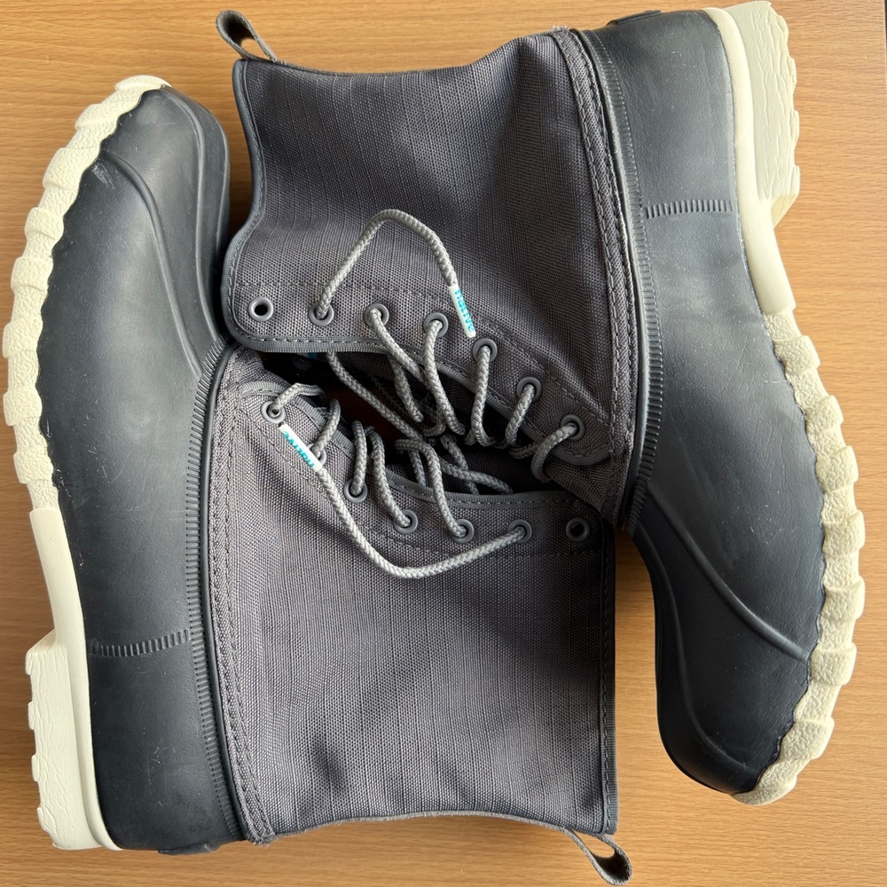 Native Black and Gray Rain & Snow Boots with Lightweight Water-Resistant Design